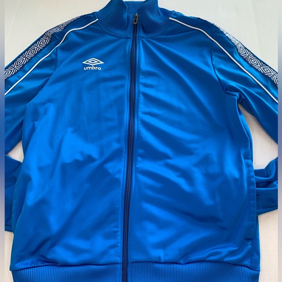 Umbro Men’s Soccer Jacket - Excellent Condition - Blue - Small - Picture 2 of 16
